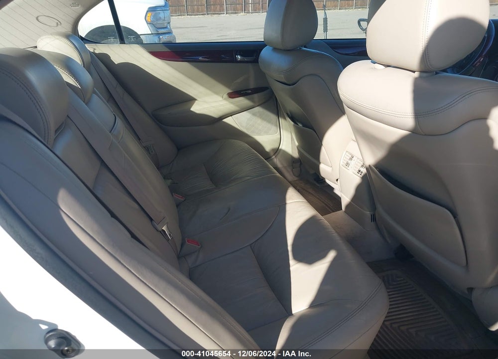 2002 LEXUS ES 300 VIN: JTHBF30G625037144