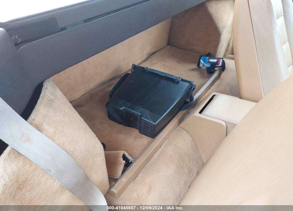 1989 CADILLAC ALLANTE VIN: 1G6VR3188KU100816