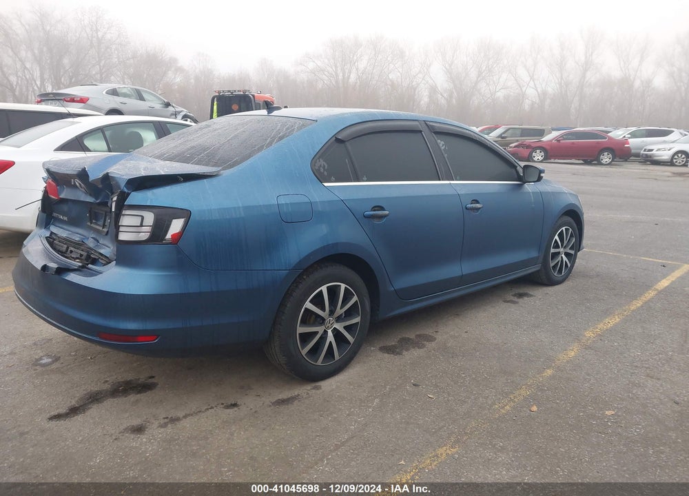 2017 VOLKSWAGEN JETTA 1.4T SE VIN: 3VWDB7AJ9HM316028