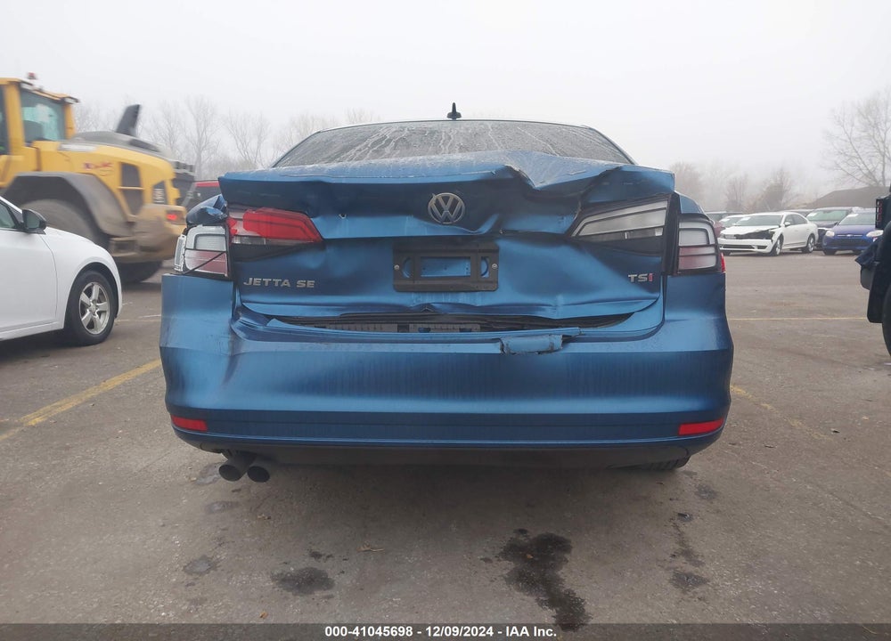 2017 VOLKSWAGEN JETTA 1.4T SE VIN: 3VWDB7AJ9HM316028