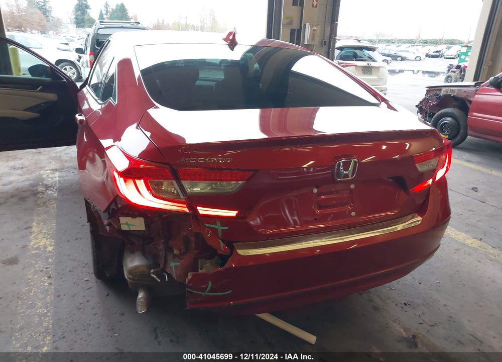 2018 HONDA ACCORD EX VIN: 1HGCV1F43JA189867