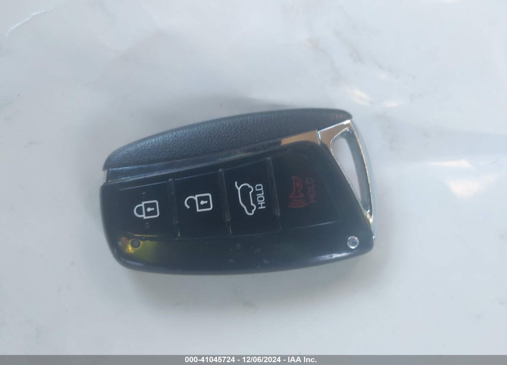 2018 HYUNDAI SANTA FE SPORT 2.4L VIN: 5NMZUDLB4JH078749
