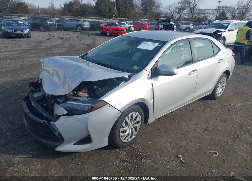 2018 TOYOTA COROLLA LE VIN: 2T1BURHE5JC013108