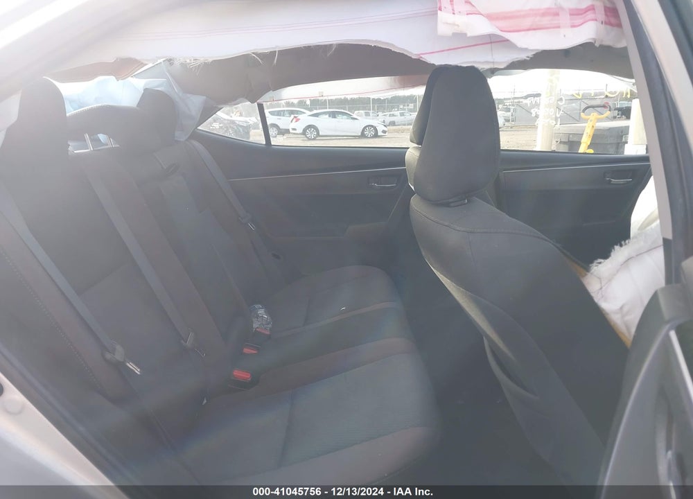 2018 TOYOTA COROLLA LE VIN: 2T1BURHE5JC013108