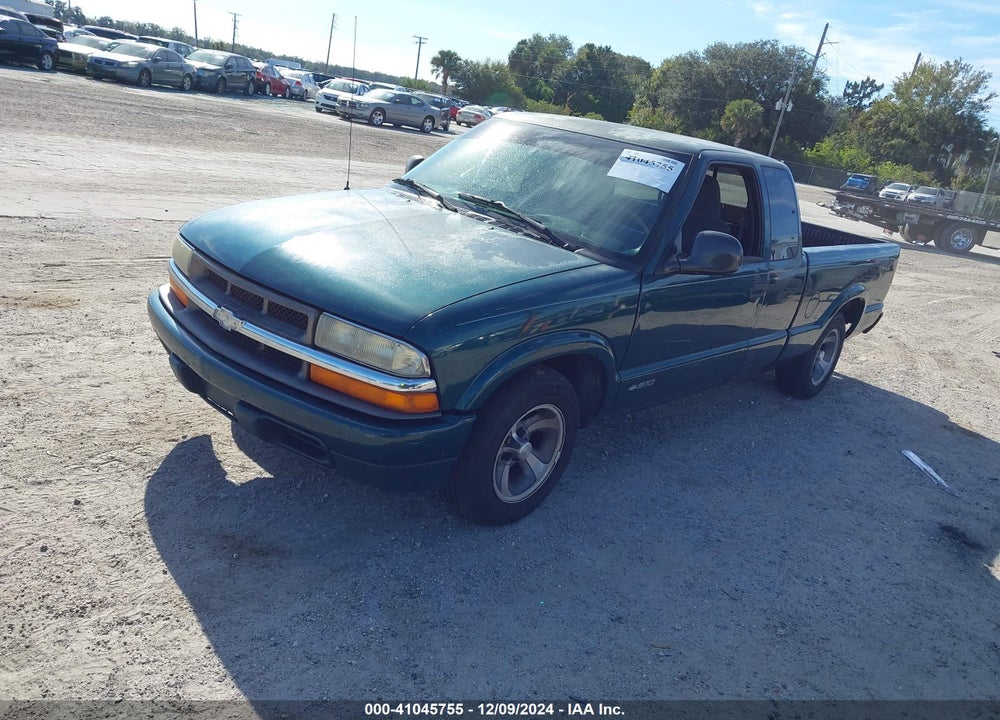 1998 CHEVROLET S-10 LS FLEETSIDE VIN: 1GCCS1943W8213442