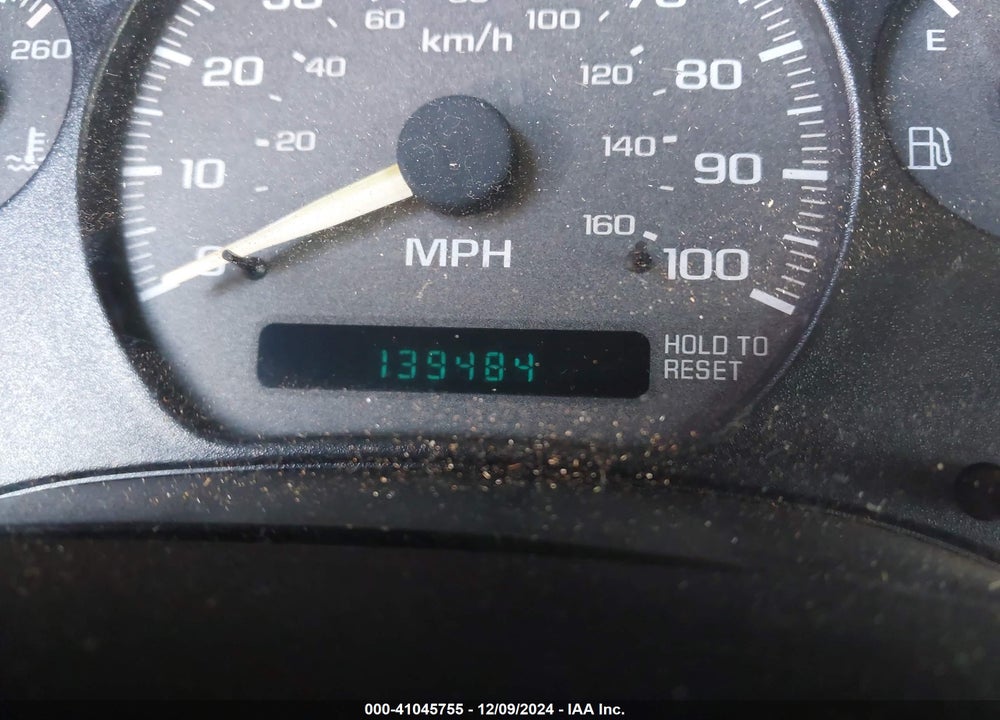 1998 CHEVROLET S-10 LS FLEETSIDE VIN: 1GCCS1943W8213442