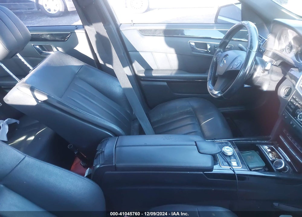2011 MERCEDES-BENZ E 550 VIN: WDDHF7CB6BA323110