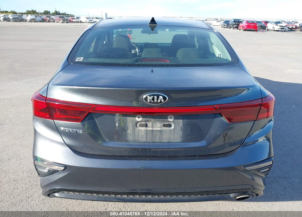 2021 KIA FORTE LXS VIN: 3KPF24AD7ME329949