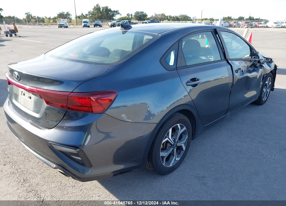 2021 KIA FORTE LXS VIN: 3KPF24AD7ME329949