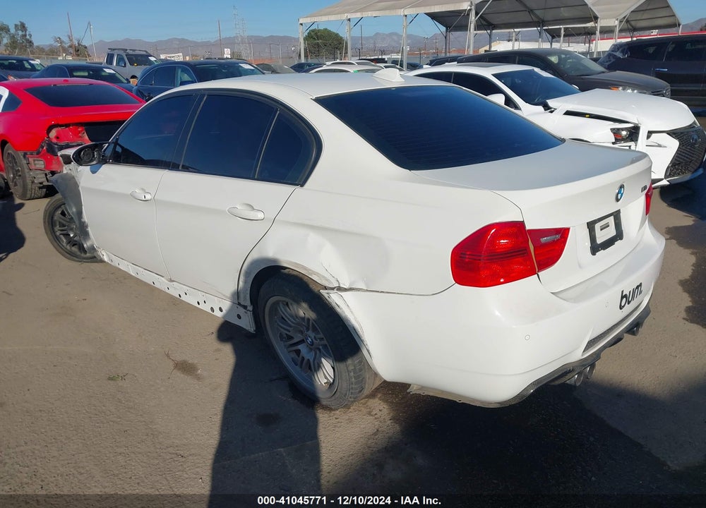 2011 BMW M3 VIN: WBSPM9C57BE203822