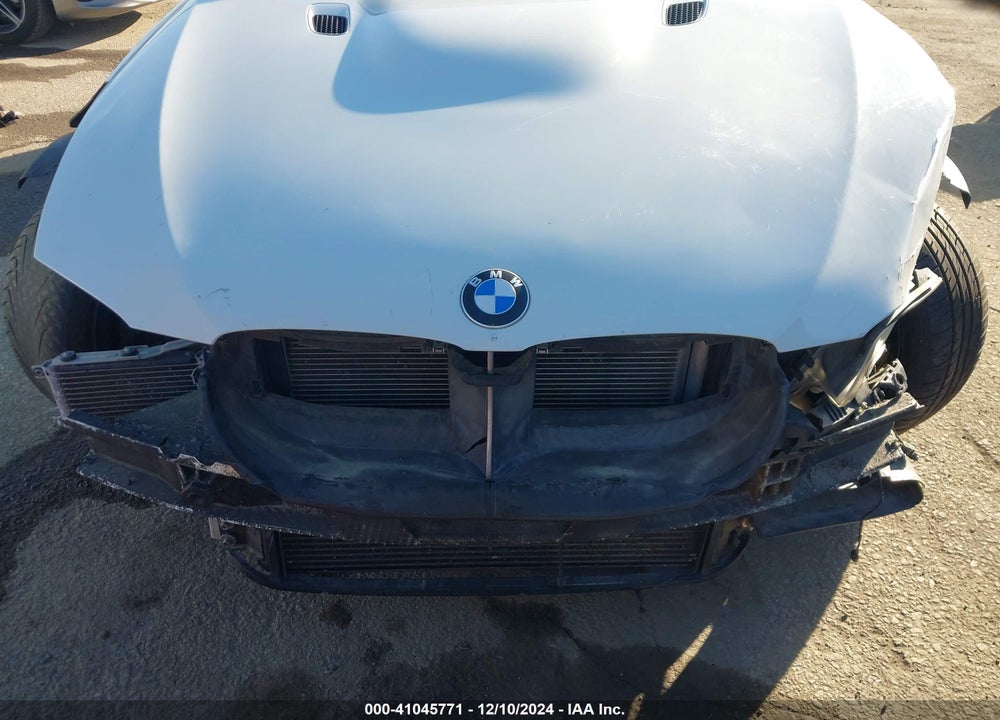 2011 BMW M3 VIN: WBSPM9C57BE203822