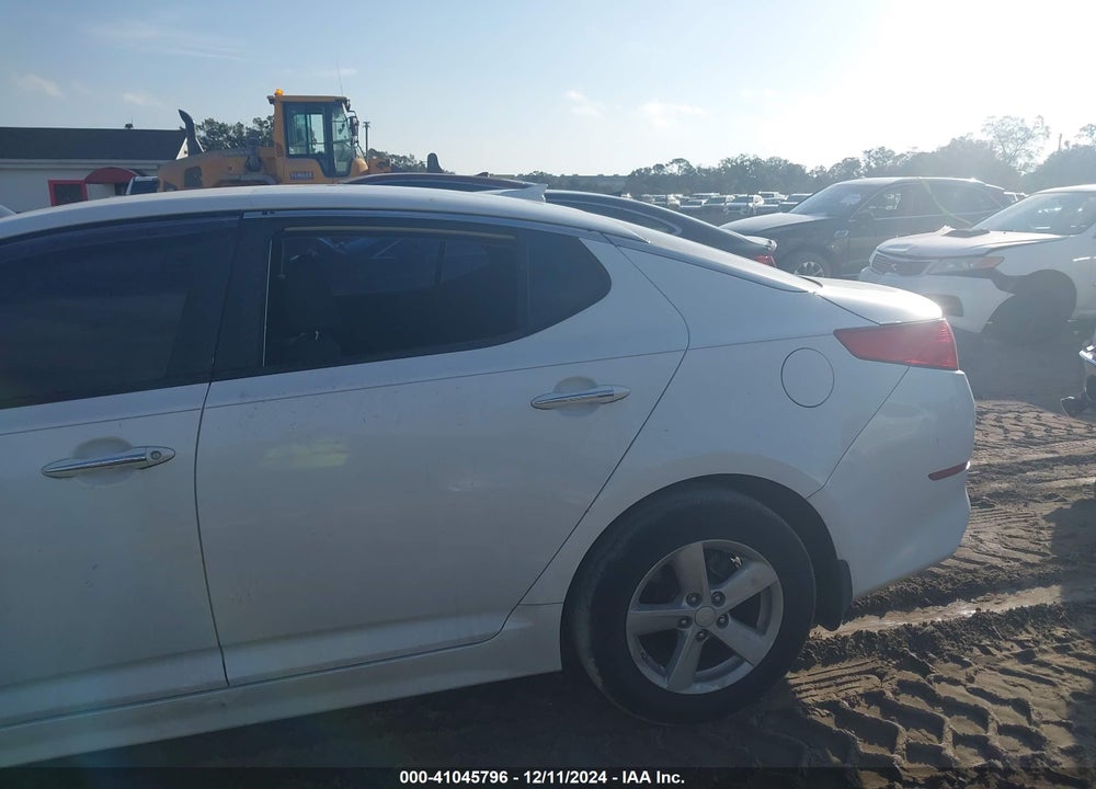 2015 KIA OPTIMA LX VIN: KNAGM4A79F5551641