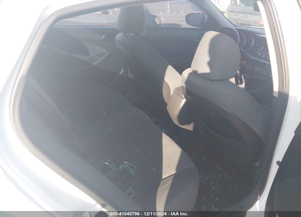 2015 KIA OPTIMA LX VIN: KNAGM4A79F5551641