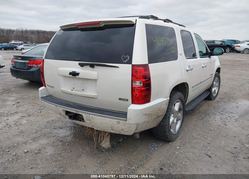 2009 CHEVROLET TAHOE LTZ VIN: 1GNFK33089R276931