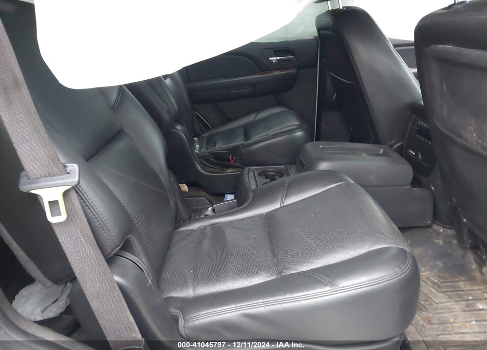 2009 CHEVROLET TAHOE LTZ VIN: 1GNFK33089R276931