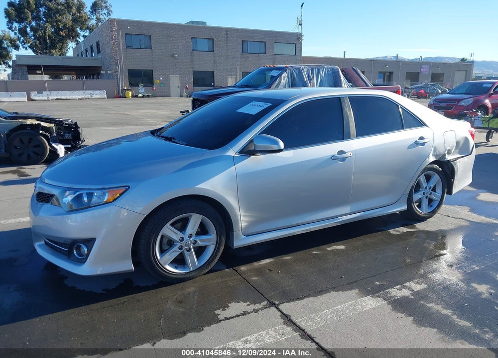 2013 TOYOTA CAMRY SE VIN: 4T1BF1FK4DU259719