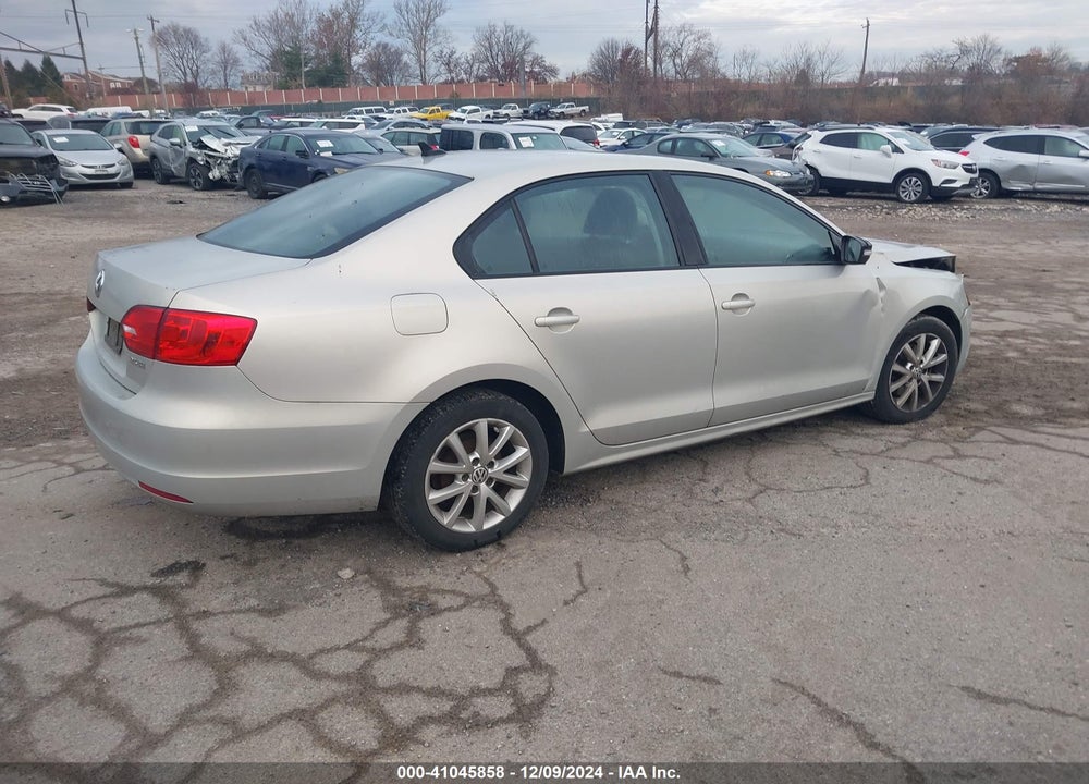 2011 VOLKSWAGEN JETTA 2.5L SE VIN: 3VWDX7AJ7BM345116