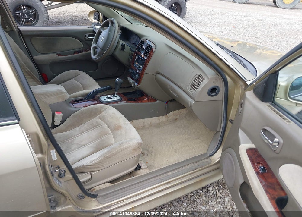 2004 HYUNDAI SONATA GLS/LX VIN: KMHWF35H04A056024