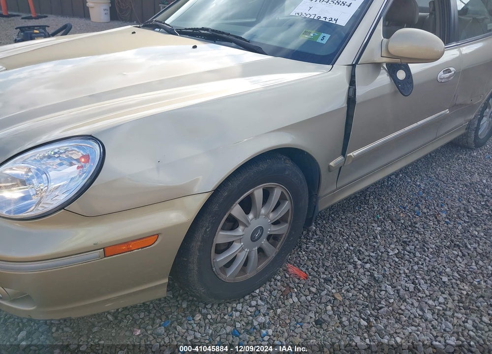 2004 HYUNDAI SONATA GLS/LX VIN: KMHWF35H04A056024