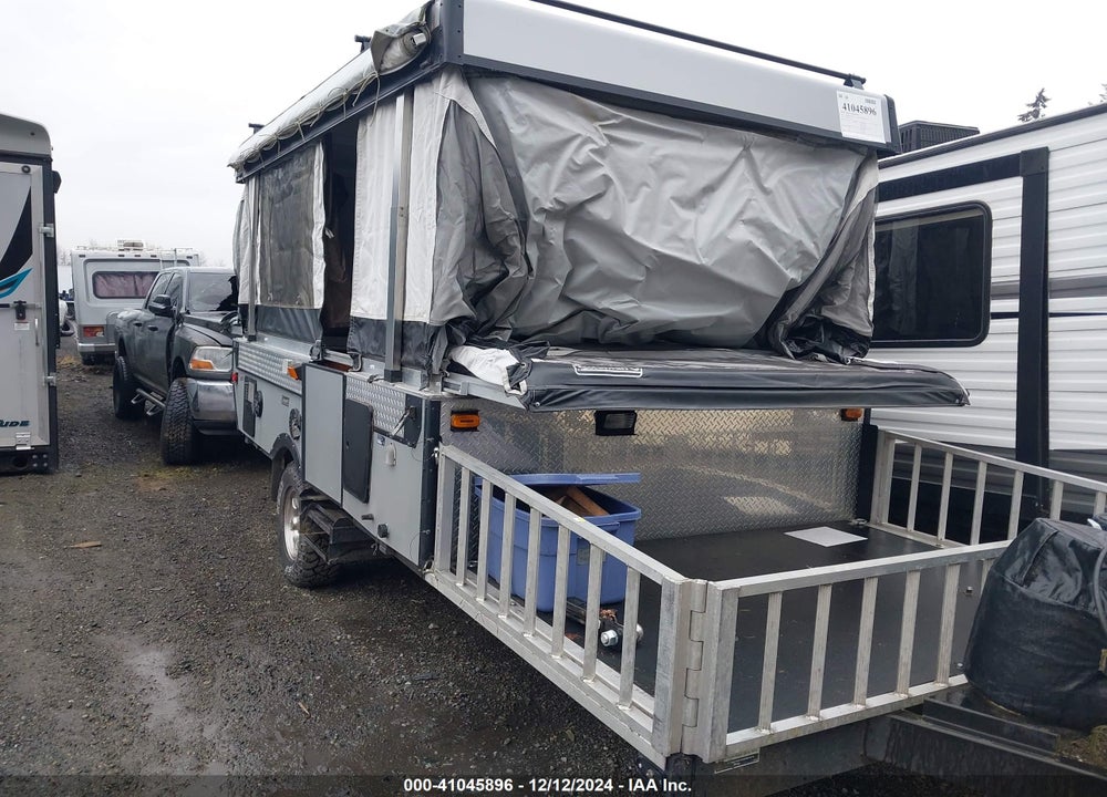 2011 COLEMAN EVOLUTION VIN: 4CG637J13B7227826