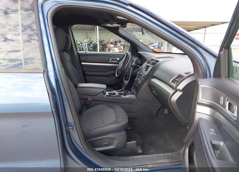 2019 FORD EXPLORER XLT VIN: 1FM5K7D85KGA96044