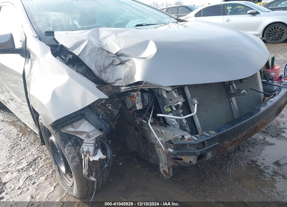 2015 TOYOTA COROLLA LE VIN: 2T1BURHE2FC370317