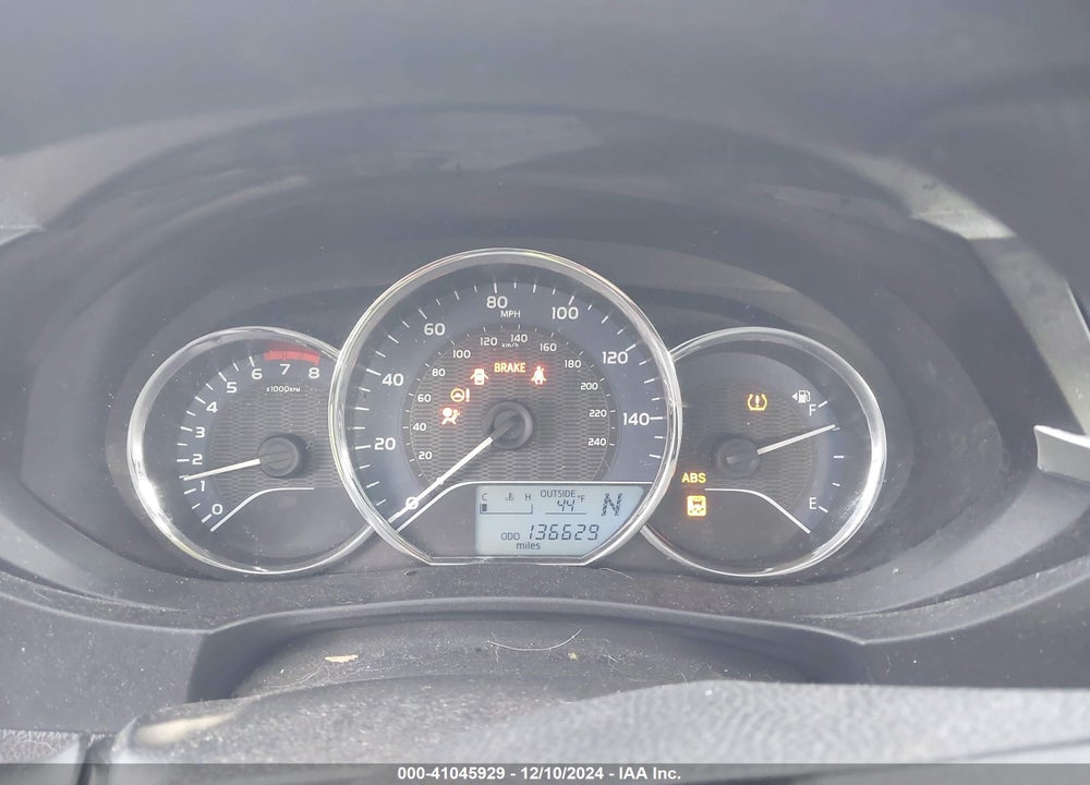2015 TOYOTA COROLLA LE VIN: 2T1BURHE2FC370317