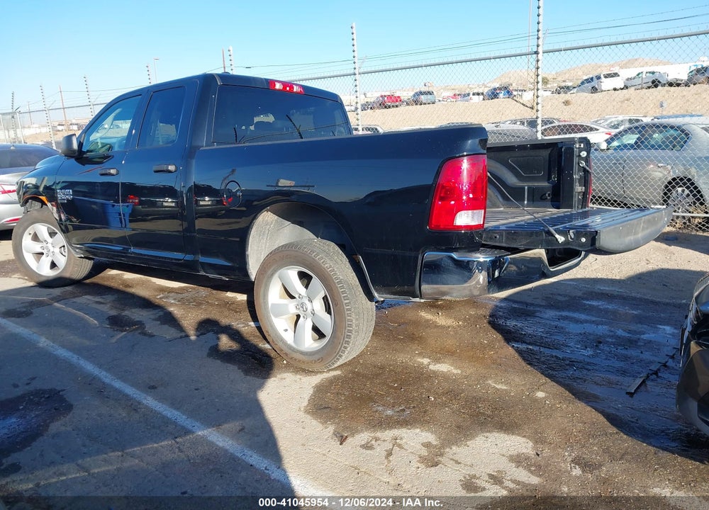 2024 RAM 1500 CLASSIC SLT 4X4 6'4 BOX VIN: 1C6RR7GG5RS155323