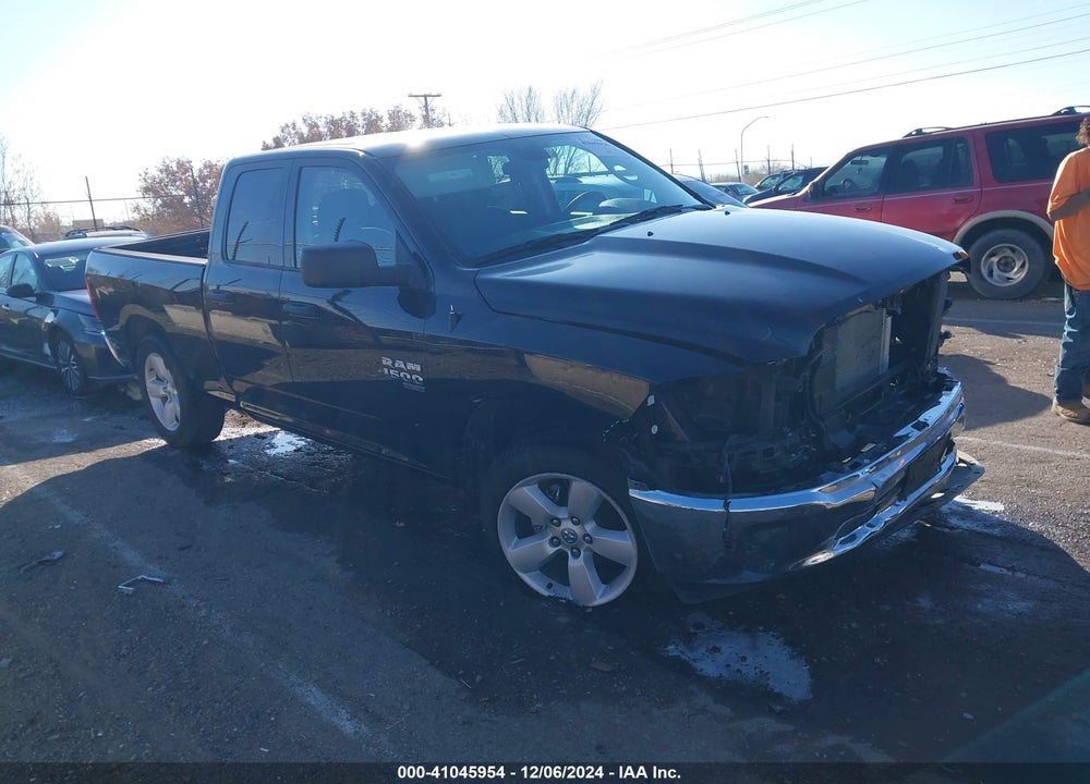 2024 RAM 1500 CLASSIC SLT 4X4 6'4 BOX VIN: 1C6RR7GG5RS155323