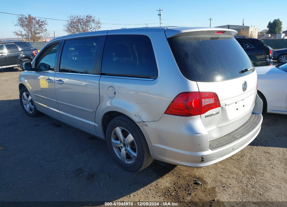 2009 VOLKSWAGEN ROUTAN SE VIN: 2V8HW34199R558846