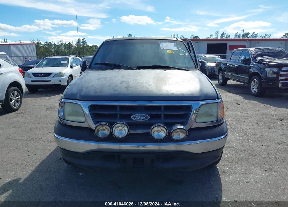 2002 FORD F-150 LARIAT/XLT VIN: 1FTRW07632KB51096