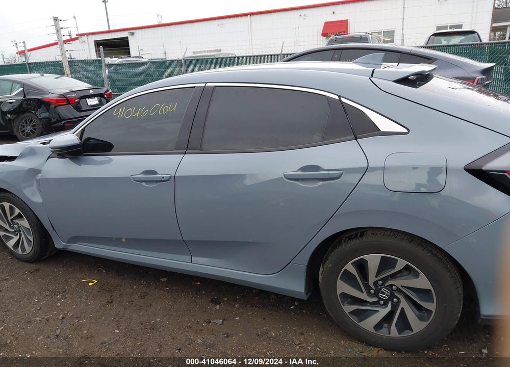 2019 HONDA CIVIC LX VIN: SHHFK7H37KU204891