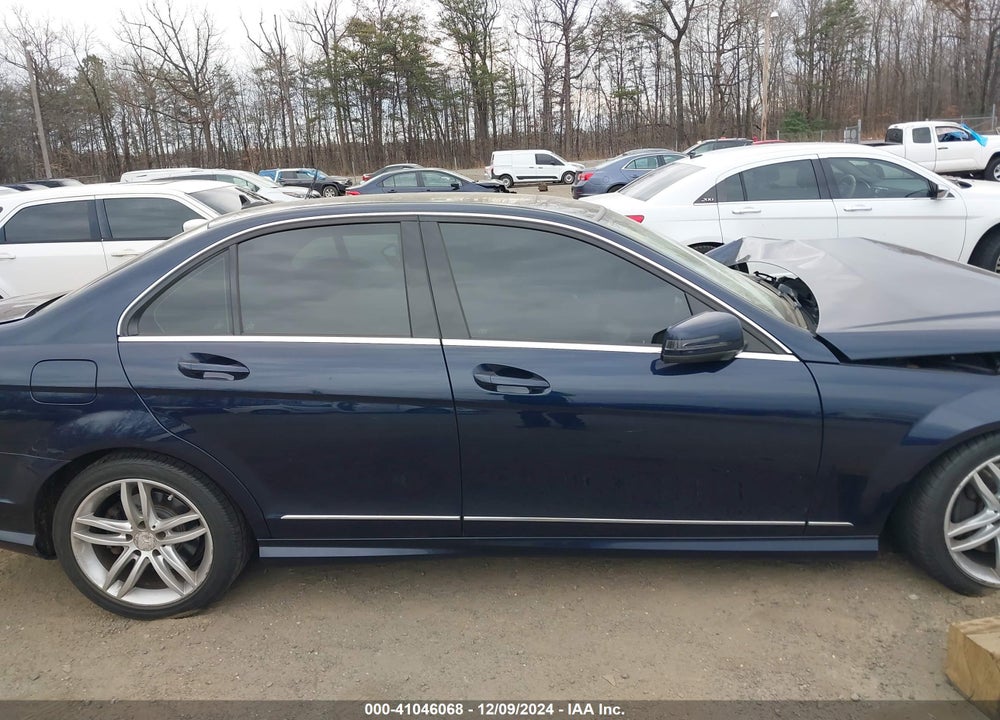 2014 MERCEDES-BENZ C 300 LUXURY 4MATIC/SPORT 4MATIC VIN: WDDGF8AB5EG186702