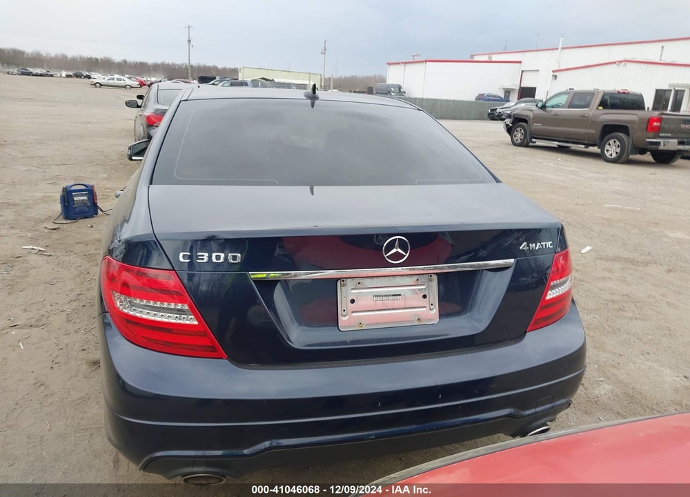 2014 MERCEDES-BENZ C 300 LUXURY 4MATIC/SPORT 4MATIC VIN: WDDGF8AB5EG186702