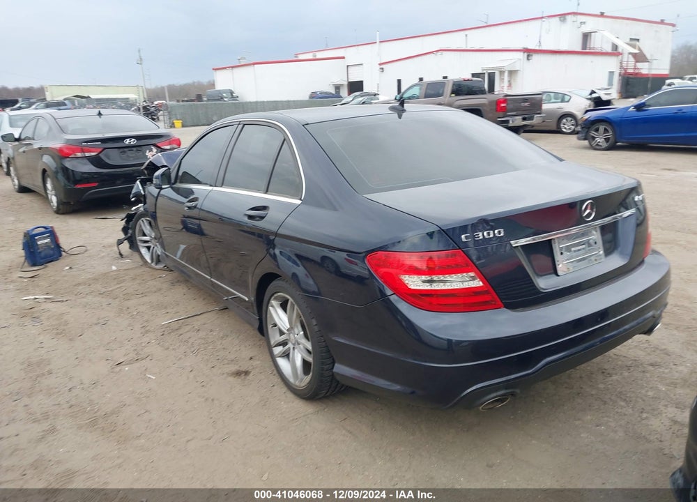 2014 MERCEDES-BENZ C 300 LUXURY 4MATIC/SPORT 4MATIC VIN: WDDGF8AB5EG186702