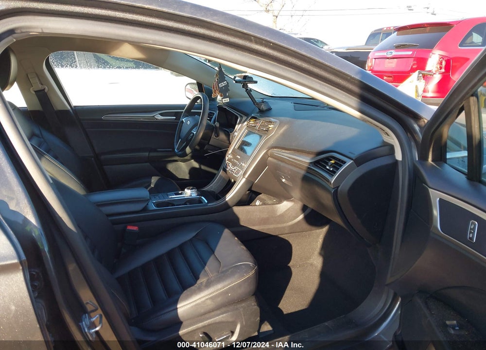 2020 FORD FUSION SEL VIN: 3FA6P0CD1LR130156