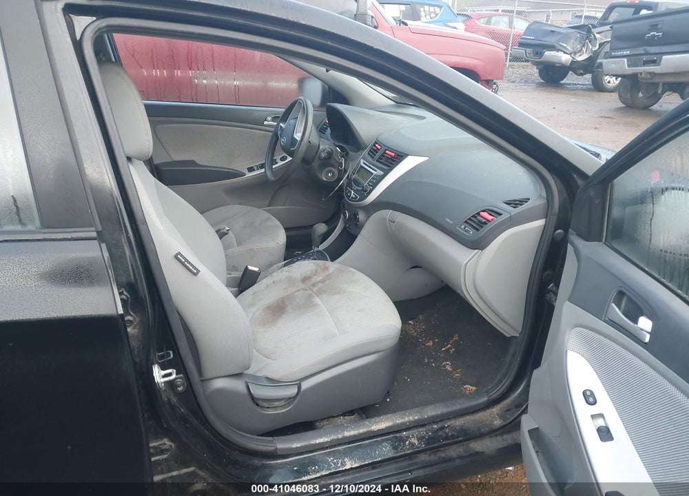 2012 HYUNDAI ACCENT GS VIN: KMHCT5AE8CU026320