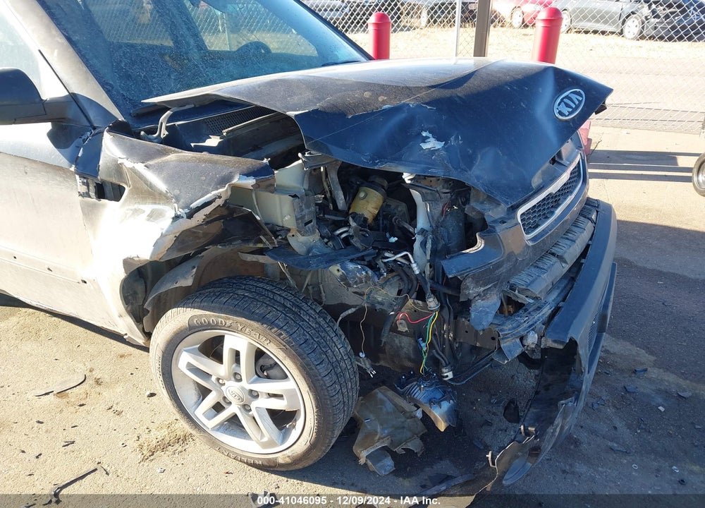 2011 KIA SOUL VIN: KNDJT2A21B7735703