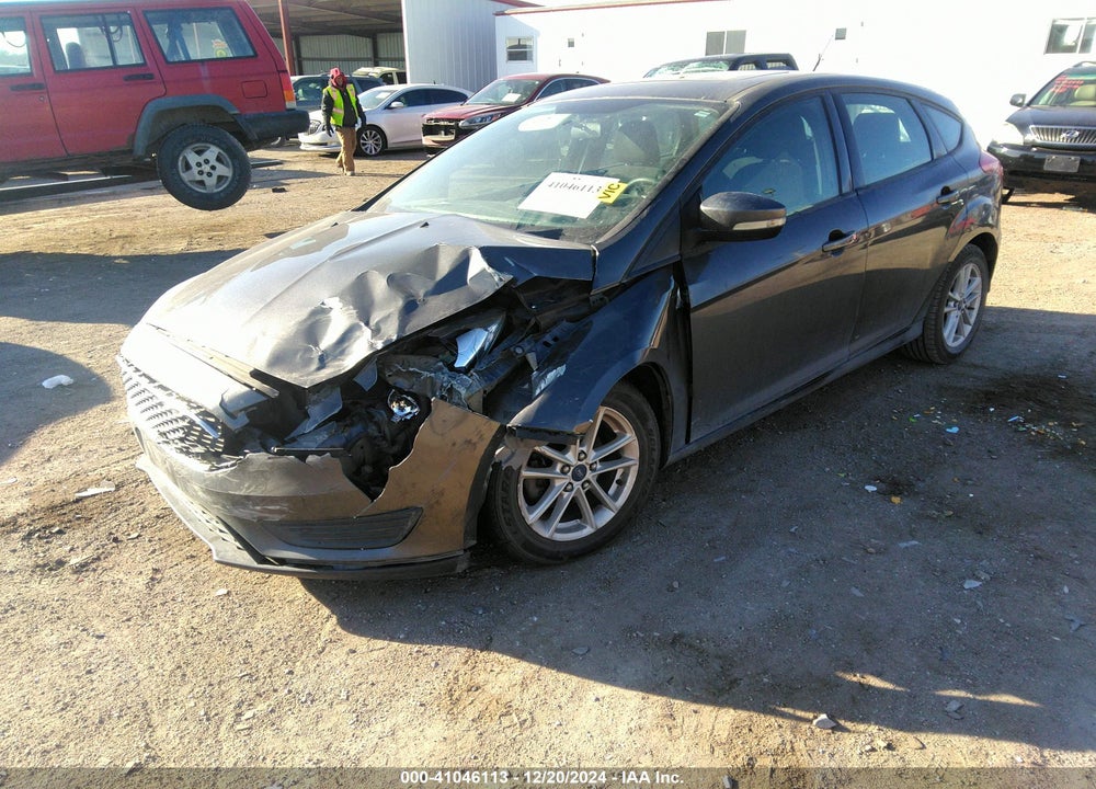 2015 FORD FOCUS SE VIN: 1FADP3K28FL317406