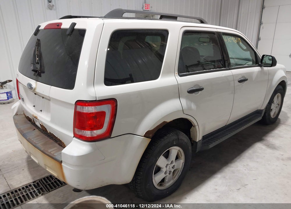 2010 FORD ESCAPE XLT VIN: 1FMCU9D78AKC15026