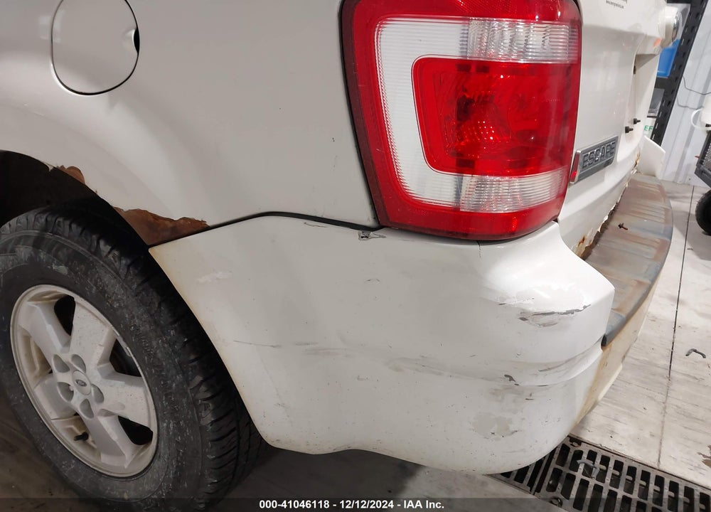 2010 FORD ESCAPE XLT VIN: 1FMCU9D78AKC15026