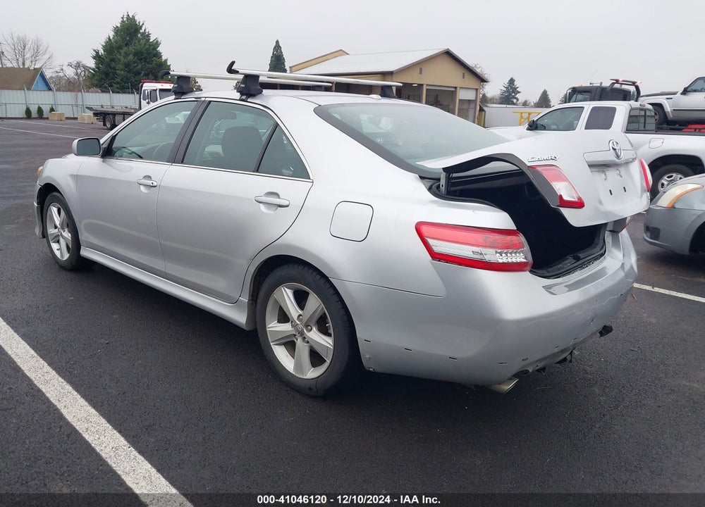 2011 TOYOTA CAMRY SE VIN: 4T1BF3EK2BU163002