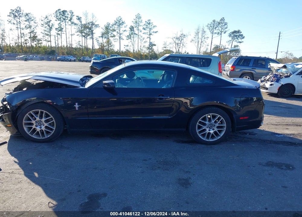 2014 FORD MUSTANG VIN: 1ZVBP8AM6E5200490