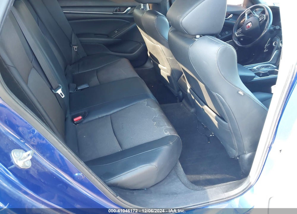 2018 HONDA ACCORD VIN: 1HGCV2F36JA035103