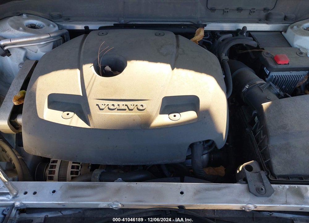 2020 VOLVO XC60 T5 MOMENTUM VIN: YV4102RK3L1582353