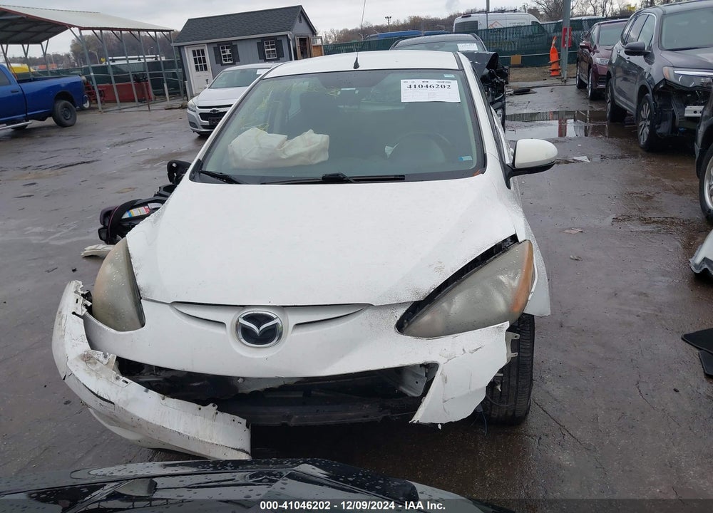 2014 MAZDA 2 SPORT VIN: JM1DE1KY0E0185430