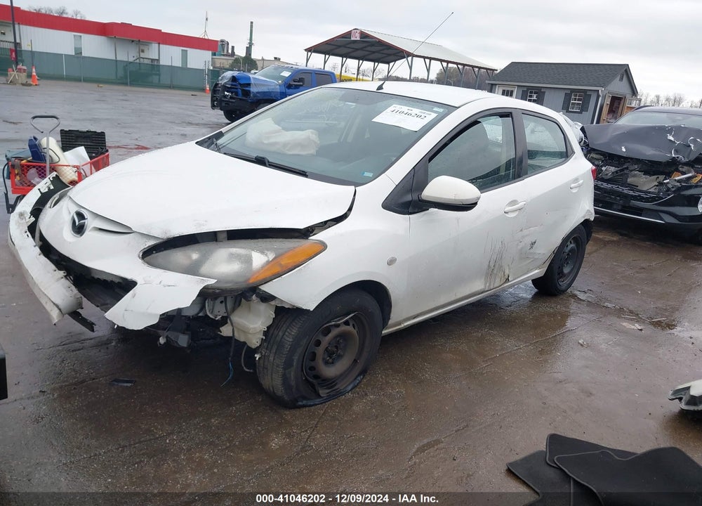 2014 MAZDA 2 SPORT VIN: JM1DE1KY0E0185430