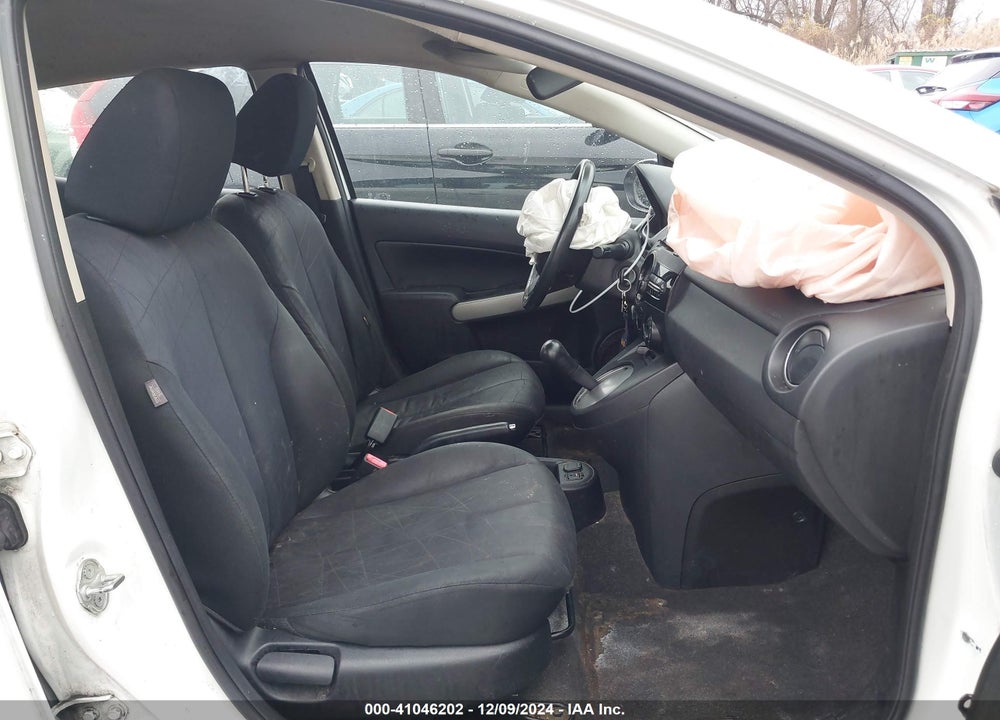 2014 MAZDA 2 SPORT VIN: JM1DE1KY0E0185430