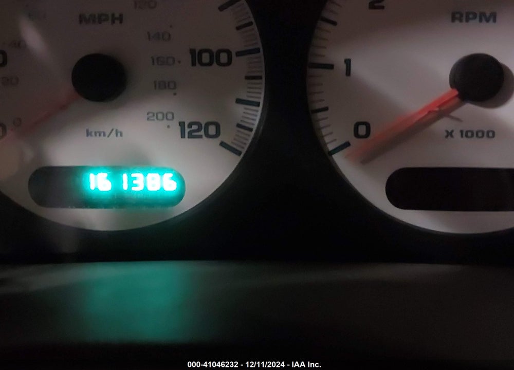 2001 CHRYSLER TOWN & COUNTRY LX VIN: 2C8GT44L61R228043
