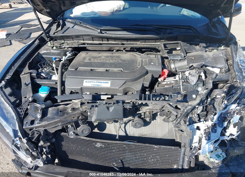 2017 HONDA ACCORD VIN: 1HGCT2B06HA005157